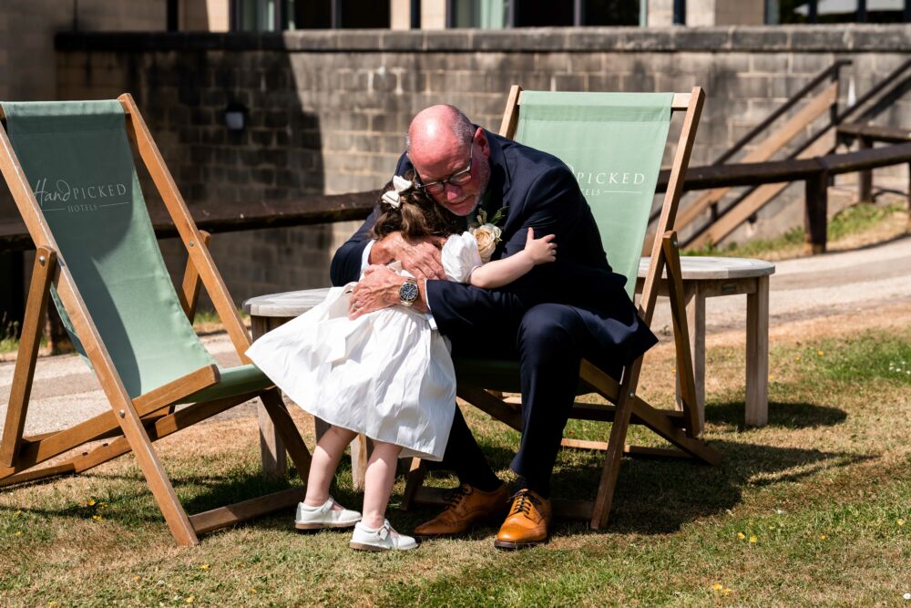 candid wedding moments with kids